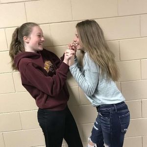 Meet your Posher, Ella